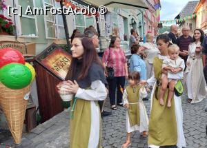 [P81] Participanți la parada de deschidere a festivalului medieval » foto by Carmen Ion
 - 
<span class="allrVoted glyphicon glyphicon-heart hidden" id="av1444892"></span>
<a class="m-l-10 hidden" id="sv1444892" onclick="voting_Foto_DelVot(,1444892,4175)" role="button">șterge vot <span class="glyphicon glyphicon-remove"></span></a>
<a id="v91444892" class=" c-red"  onclick="voting_Foto_SetVot(1444892)" role="button"><span class="glyphicon glyphicon-heart-empty"></span> <b>LIKE</b> = Votează poza</a> <img class="hidden"  id="f1444892W9" src="/imagini/loader.gif" border="0" /><span class="AjErrMes hidden" id="e1444892ErM"></span>