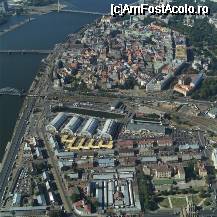 [P07] Vedere aeriana a centrului; se vede bine Piata centrala si cateva poduri peste Daugava » foto by Dragoș_MD <span class="label label-default labelC_thin small">NEVOTABILĂ</span>