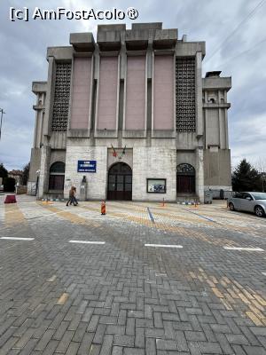 [P03] Teatrul Alexandru Davila » foto by AZE
 - 
<span class="allrVoted glyphicon glyphicon-heart hidden" id="av1538535"></span>
<a class="m-l-10 hidden" id="sv1538535" onclick="voting_Foto_DelVot(,1538535,4219)" role="button">șterge vot <span class="glyphicon glyphicon-remove"></span></a>
<a id="v91538535" class=" c-red"  onclick="voting_Foto_SetVot(1538535)" role="button"><span class="glyphicon glyphicon-heart-empty"></span> <b>LIKE</b> = Votează poza</a> <img class="hidden"  id="f1538535W9" src="/imagini/loader.gif" border="0" /><span class="AjErrMes hidden" id="e1538535ErM"></span>