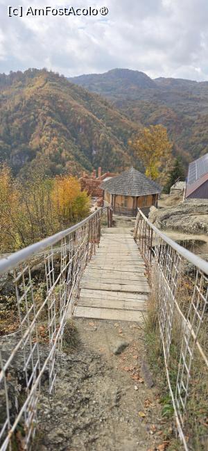 [P53] 53, Este cel mai înalt punct al mănăstirii. » foto by msnd
 - 
<span class="allrVoted glyphicon glyphicon-heart hidden" id="av1504651"></span>
<a class="m-l-10 hidden" id="sv1504651" onclick="voting_Foto_DelVot(,1504651,4219)" role="button">șterge vot <span class="glyphicon glyphicon-remove"></span></a>
<a id="v91504651" class=" c-red"  onclick="voting_Foto_SetVot(1504651)" role="button"><span class="glyphicon glyphicon-heart-empty"></span> <b>LIKE</b> = Votează poza</a> <img class="hidden"  id="f1504651W9" src="/imagini/loader.gif" border="0" /><span class="AjErrMes hidden" id="e1504651ErM"></span>