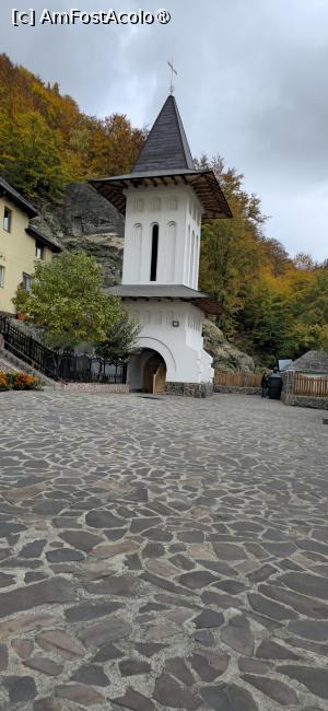 [P62] 62. Acordăm puțină atenție și turnului clopotniță. » foto by msnd
 - 
<span class="allrVoted glyphicon glyphicon-heart hidden" id="av1504660"></span>
<a class="m-l-10 hidden" id="sv1504660" onclick="voting_Foto_DelVot(,1504660,4219)" role="button">șterge vot <span class="glyphicon glyphicon-remove"></span></a>
<a id="v91504660" class=" c-red"  onclick="voting_Foto_SetVot(1504660)" role="button"><span class="glyphicon glyphicon-heart-empty"></span> <b>LIKE</b> = Votează poza</a> <img class="hidden"  id="f1504660W9" src="/imagini/loader.gif" border="0" /><span class="AjErrMes hidden" id="e1504660ErM"></span>