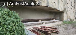 [P70] 70. Loc de odihnă la intrarea în biserică. » foto by msnd
 - 
<span class="allrVoted glyphicon glyphicon-heart hidden" id="av1504668"></span>
<a class="m-l-10 hidden" id="sv1504668" onclick="voting_Foto_DelVot(,1504668,4219)" role="button">șterge vot <span class="glyphicon glyphicon-remove"></span></a>
<a id="v91504668" class=" c-red"  onclick="voting_Foto_SetVot(1504668)" role="button"><span class="glyphicon glyphicon-heart-empty"></span> <b>LIKE</b> = Votează poza</a> <img class="hidden"  id="f1504668W9" src="/imagini/loader.gif" border="0" /><span class="AjErrMes hidden" id="e1504668ErM"></span>