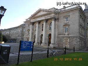 [P08] Dublin - Trinity College, facultatea de stiinte.  » foto by Diaura*
 - 
<span class="allrVoted glyphicon glyphicon-heart hidden" id="av395449"></span>
<a class="m-l-10 hidden" id="sv395449" onclick="voting_Foto_DelVot(,395449,4261)" role="button">șterge vot <span class="glyphicon glyphicon-remove"></span></a>
<a id="v9395449" class=" c-red"  onclick="voting_Foto_SetVot(395449)" role="button"><span class="glyphicon glyphicon-heart-empty"></span> <b>LIKE</b> = Votează poza</a> <img class="hidden"  id="f395449W9" src="/imagini/loader.gif" border="0" /><span class="AjErrMes hidden" id="e395449ErM"></span>
