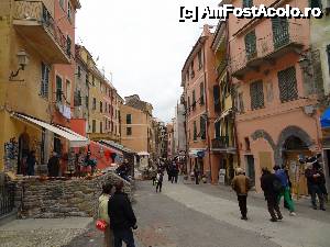 P17 [APR-2013] Via Roma - strada principala din Vernazza