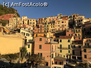 [P28] Manarola - peisaje de tablou » foto by mishu
 - 
<span class="allrVoted glyphicon glyphicon-heart hidden" id="av1290463"></span>
<a class="m-l-10 hidden" id="sv1290463" onclick="voting_Foto_DelVot(,1290463,4285)" role="button">șterge vot <span class="glyphicon glyphicon-remove"></span></a>
<a id="v91290463" class=" c-red"  onclick="voting_Foto_SetVot(1290463)" role="button"><span class="glyphicon glyphicon-heart-empty"></span> <b>LIKE</b> = Votează poza</a> <img class="hidden"  id="f1290463W9" src="/imagini/loader.gif" border="0" /><span class="AjErrMes hidden" id="e1290463ErM"></span>