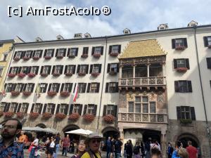 [P22] Innsbruck - zona istorica si Golden Dachl (Acoperisul de Aur) » foto by mishu
 - 
<span class="allrVoted glyphicon glyphicon-heart hidden" id="av1332853"></span>
<a class="m-l-10 hidden" id="sv1332853" onclick="voting_Foto_DelVot(,1332853,4343)" role="button">șterge vot <span class="glyphicon glyphicon-remove"></span></a>
<a id="v91332853" class=" c-red"  onclick="voting_Foto_SetVot(1332853)" role="button"><span class="glyphicon glyphicon-heart-empty"></span> <b>LIKE</b> = Votează poza</a> <img class="hidden"  id="f1332853W9" src="/imagini/loader.gif" border="0" /><span class="AjErrMes hidden" id="e1332853ErM"></span>