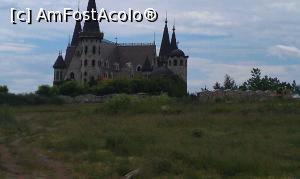 P15 [MAY-2016] Castelul din Ravadinovo, văzut din depărtare, aflat la 5 km de în oraşul-staţiune Sozopol, Bulgaria. 