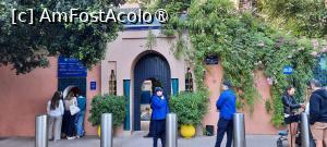 [P08] Marrakech, Grădina Majorelle, Intrarea din Rue Yves Saint Laurent » foto by mprofeanu
 - 
<span class="allrVoted glyphicon glyphicon-heart hidden" id="av1483255"></span>
<a class="m-l-10 hidden" id="sv1483255" onclick="voting_Foto_DelVot(,1483255,4416)" role="button">șterge vot <span class="glyphicon glyphicon-remove"></span></a>
<a id="v91483255" class=" c-red"  onclick="voting_Foto_SetVot(1483255)" role="button"><span class="glyphicon glyphicon-heart-empty"></span> <b>LIKE</b> = Votează poza</a> <img class="hidden"  id="f1483255W9" src="/imagini/loader.gif" border="0" /><span class="AjErrMes hidden" id="e1483255ErM"></span>