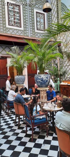 [P25] Marrakech, Cafeneaua Bacha, Toate mesele erau ocupate » foto by mprofeanu
 - 
<span class="allrVoted glyphicon glyphicon-heart hidden" id="av1505083"></span>
<a class="m-l-10 hidden" id="sv1505083" onclick="voting_Foto_DelVot(,1505083,4416)" role="button">șterge vot <span class="glyphicon glyphicon-remove"></span></a>
<a id="v91505083" class=" c-red"  onclick="voting_Foto_SetVot(1505083)" role="button"><span class="glyphicon glyphicon-heart-empty"></span> <b>LIKE</b> = Votează poza</a> <img class="hidden"  id="f1505083W9" src="/imagini/loader.gif" border="0" /><span class="AjErrMes hidden" id="e1505083ErM"></span>