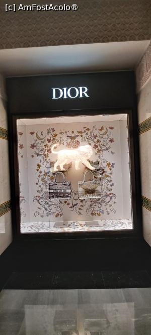 [P39] Hotel La Mamounia,magazine de firmă » foto by irinad
 - 
<span class="allrVoted glyphicon glyphicon-heart hidden" id="av1509064"></span>
<a class="m-l-10 hidden" id="sv1509064" onclick="voting_Foto_DelVot(,1509064,4416)" role="button">șterge vot <span class="glyphicon glyphicon-remove"></span></a>
<a id="v91509064" class=" c-red"  onclick="voting_Foto_SetVot(1509064)" role="button"><span class="glyphicon glyphicon-heart-empty"></span> <b>LIKE</b> = Votează poza</a> <img class="hidden"  id="f1509064W9" src="/imagini/loader.gif" border="0" /><span class="AjErrMes hidden" id="e1509064ErM"></span>