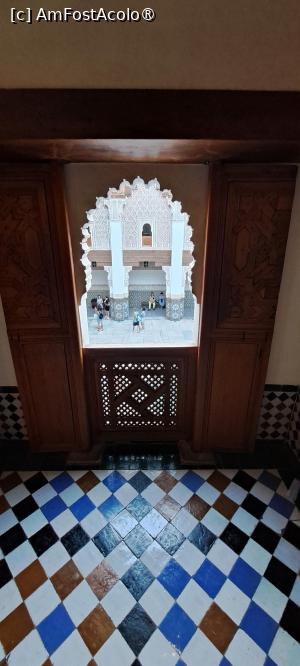 [P16] Medersa Ben Youssef, o cameră de la etaj » foto by irinad
 - 
<span class="allrVoted glyphicon glyphicon-heart hidden" id="av1509841"></span>
<a class="m-l-10 hidden" id="sv1509841" onclick="voting_Foto_DelVot(,1509841,4416)" role="button">șterge vot <span class="glyphicon glyphicon-remove"></span></a>
<a id="v91509841" class=" c-red"  onclick="voting_Foto_SetVot(1509841)" role="button"><span class="glyphicon glyphicon-heart-empty"></span> <b>LIKE</b> = Votează poza</a> <img class="hidden"  id="f1509841W9" src="/imagini/loader.gif" border="0" /><span class="AjErrMes hidden" id="e1509841ErM"></span>