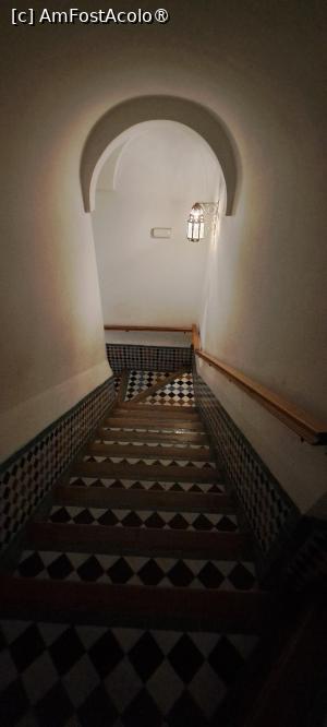 [P19] Medersa Ben Youssef, pe scări » foto by irinad
 - 
<span class="allrVoted glyphicon glyphicon-heart hidden" id="av1509844"></span>
<a class="m-l-10 hidden" id="sv1509844" onclick="voting_Foto_DelVot(,1509844,4416)" role="button">șterge vot <span class="glyphicon glyphicon-remove"></span></a>
<a id="v91509844" class=" c-red"  onclick="voting_Foto_SetVot(1509844)" role="button"><span class="glyphicon glyphicon-heart-empty"></span> <b>LIKE</b> = Votează poza</a> <img class="hidden"  id="f1509844W9" src="/imagini/loader.gif" border="0" /><span class="AjErrMes hidden" id="e1509844ErM"></span>