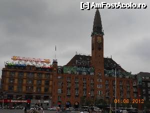 [P20] Copenhaga - Palace Hotel, vedere frontală.  » foto by iulianic
 - 
<span class="allrVoted glyphicon glyphicon-heart hidden" id="av488151"></span>
<a class="m-l-10 hidden" id="sv488151" onclick="voting_Foto_DelVot(,488151,4424)" role="button">șterge vot <span class="glyphicon glyphicon-remove"></span></a>
<a id="v9488151" class=" c-red"  onclick="voting_Foto_SetVot(488151)" role="button"><span class="glyphicon glyphicon-heart-empty"></span> <b>LIKE</b> = Votează poza</a> <img class="hidden"  id="f488151W9" src="/imagini/loader.gif" border="0" /><span class="AjErrMes hidden" id="e488151ErM"></span>