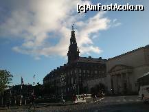 [P27] Palatul Christiansborg, vedere din spate.  » foto by alinaro
 - 
<span class="allrVoted glyphicon glyphicon-heart hidden" id="av382397"></span>
<a class="m-l-10 hidden" id="sv382397" onclick="voting_Foto_DelVot(,382397,4424)" role="button">șterge vot <span class="glyphicon glyphicon-remove"></span></a>
<a id="v9382397" class=" c-red"  onclick="voting_Foto_SetVot(382397)" role="button"><span class="glyphicon glyphicon-heart-empty"></span> <b>LIKE</b> = Votează poza</a> <img class="hidden"  id="f382397W9" src="/imagini/loader.gif" border="0" /><span class="AjErrMes hidden" id="e382397ErM"></span>