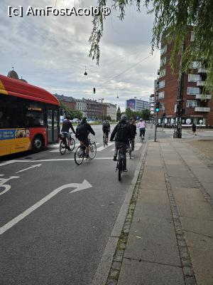 [P01] rush hour in Copenhaga:) » foto by Chloe
 - 
<span class="allrVoted glyphicon glyphicon-heart hidden" id="av1448334"></span>
<a class="m-l-10 hidden" id="sv1448334" onclick="voting_Foto_DelVot(,1448334,4424)" role="button">șterge vot <span class="glyphicon glyphicon-remove"></span></a>
<a id="v91448334" class=" c-red"  onclick="voting_Foto_SetVot(1448334)" role="button"><span class="glyphicon glyphicon-heart-empty"></span> <b>LIKE</b> = Votează poza</a> <img class="hidden"  id="f1448334W9" src="/imagini/loader.gif" border="0" /><span class="AjErrMes hidden" id="e1448334ErM"></span>