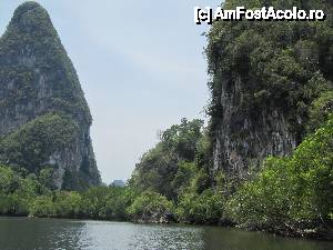 [P17] Phang Nga Bay » foto by thomas_cristi
 - 
<span class="allrVoted glyphicon glyphicon-heart hidden" id="av483205"></span>
<a class="m-l-10 hidden" id="sv483205" onclick="voting_Foto_DelVot(,483205,4448)" role="button">șterge vot <span class="glyphicon glyphicon-remove"></span></a>
<a id="v9483205" class=" c-red"  onclick="voting_Foto_SetVot(483205)" role="button"><span class="glyphicon glyphicon-heart-empty"></span> <b>LIKE</b> = Votează poza</a> <img class="hidden"  id="f483205W9" src="/imagini/loader.gif" border="0" /><span class="AjErrMes hidden" id="e483205ErM"></span>