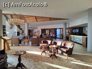 [P13] Teleferic Grand Hotel; lobby (se vede frumosul candelabru) » foto by crismis
 - 
<span class="allrVoted glyphicon glyphicon-heart hidden" id="av1493422"></span>
<a class="m-l-10 hidden" id="sv1493422" onclick="voting_Foto_DelVot(,1493422,4449)" role="button">șterge vot <span class="glyphicon glyphicon-remove"></span></a>
<a id="v91493422" class=" c-red"  onclick="voting_Foto_SetVot(1493422)" role="button"><span class="glyphicon glyphicon-heart-empty"></span> <b>LIKE</b> = Votează poza</a> <img class="hidden"  id="f1493422W9" src="/imagini/loader.gif" border="0" /><span class="AjErrMes hidden" id="e1493422ErM"></span>