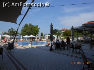 [P08] Hotel Festa Panorama - Terasa și piscina exterioară a hotelului.  » foto by iulianic
 - 
<span class="allrVoted glyphicon glyphicon-heart hidden" id="av973782"></span>
<a class="m-l-10 hidden" id="sv973782" onclick="voting_Foto_DelVot(,973782,4490)" role="button">șterge vot <span class="glyphicon glyphicon-remove"></span></a>
<a id="v9973782" class=" c-red"  onclick="voting_Foto_SetVot(973782)" role="button"><span class="glyphicon glyphicon-heart-empty"></span> <b>LIKE</b> = Votează poza</a> <img class="hidden"  id="f973782W9" src="/imagini/loader.gif" border="0" /><span class="AjErrMes hidden" id="e973782ErM"></span>