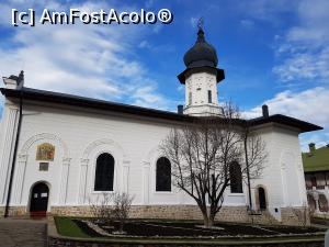 P02 [JAN-2021] Plimbare prin județul Neamț - biserica mare de la Agapia.