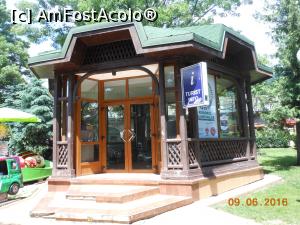 [P52] Piatra Neamț - Punctul de informare turistică pustiu.  » foto by iulianic
 - 
<span class="allrVoted glyphicon glyphicon-heart hidden" id="av752329"></span>
<a class="m-l-10 hidden" id="sv752329" onclick="voting_Foto_DelVot(,752329,4549)" role="button">șterge vot <span class="glyphicon glyphicon-remove"></span></a>
<a id="v9752329" class=" c-red"  onclick="voting_Foto_SetVot(752329)" role="button"><span class="glyphicon glyphicon-heart-empty"></span> <b>LIKE</b> = Votează poza</a> <img class="hidden"  id="f752329W9" src="/imagini/loader.gif" border="0" /><span class="AjErrMes hidden" id="e752329ErM"></span>