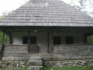 [P07] Casa Motancea din Bumbești Jiu » foto by costy69*
 - 
<span class="allrVoted glyphicon glyphicon-heart hidden" id="av709013"></span>
<a class="m-l-10 hidden" id="sv709013" onclick="voting_Foto_DelVot(,709013,4551)" role="button">șterge vot <span class="glyphicon glyphicon-remove"></span></a>
<a id="v9709013" class=" c-red"  onclick="voting_Foto_SetVot(709013)" role="button"><span class="glyphicon glyphicon-heart-empty"></span> <b>LIKE</b> = Votează poza</a> <img class="hidden"  id="f709013W9" src="/imagini/loader.gif" border="0" /><span class="AjErrMes hidden" id="e709013ErM"></span>