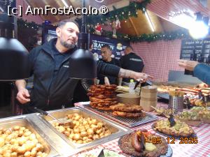 [P62] bunatati la Târgul de Craciun » foto by Yolanda
 - 
<span class="allrVoted glyphicon glyphicon-heart hidden" id="av1512438"></span>
<a class="m-l-10 hidden" id="sv1512438" onclick="voting_Foto_DelVot(,1512438,4596)" role="button">șterge vot <span class="glyphicon glyphicon-remove"></span></a>
<a id="v91512438" class=" c-red"  onclick="voting_Foto_SetVot(1512438)" role="button"><span class="glyphicon glyphicon-heart-empty"></span> <b>LIKE</b> = Votează poza</a> <img class="hidden"  id="f1512438W9" src="/imagini/loader.gif" border="0" /><span class="AjErrMes hidden" id="e1512438ErM"></span>