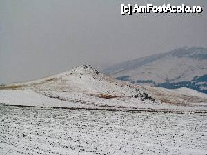 [P10] Peisaj arid hibernal, în care se remarcă relieful de tip Inselberg...  » foto by Neptunus
 - 
<span class="allrVoted glyphicon glyphicon-heart hidden" id="av471794"></span>
<a class="m-l-10 hidden" id="sv471794" onclick="voting_Foto_DelVot(,471794,4623)" role="button">șterge vot <span class="glyphicon glyphicon-remove"></span></a>
<a id="v9471794" class=" c-red"  onclick="voting_Foto_SetVot(471794)" role="button"><span class="glyphicon glyphicon-heart-empty"></span> <b>LIKE</b> = Votează poza</a> <img class="hidden"  id="f471794W9" src="/imagini/loader.gif" border="0" /><span class="AjErrMes hidden" id="e471794ErM"></span>