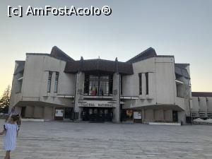 [P33] Targu Mures - Teatrul National » foto by mishu
 - 
<span class="allrVoted glyphicon glyphicon-heart hidden" id="av1180536"></span>
<a class="m-l-10 hidden" id="sv1180536" onclick="voting_Foto_DelVot(,1180536,4629)" role="button">șterge vot <span class="glyphicon glyphicon-remove"></span></a>
<a id="v91180536" class=" c-red"  onclick="voting_Foto_SetVot(1180536)" role="button"><span class="glyphicon glyphicon-heart-empty"></span> <b>LIKE</b> = Votează poza</a> <img class="hidden"  id="f1180536W9" src="/imagini/loader.gif" border="0" /><span class="AjErrMes hidden" id="e1180536ErM"></span>