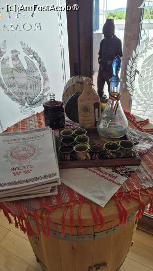 [P10] Restaurant Vatra Română - la intrare » foto by ANILU
 - 
<span class="allrVoted glyphicon glyphicon-heart hidden" id="av1532435"></span>
<a class="m-l-10 hidden" id="sv1532435" onclick="voting_Foto_DelVot(,1532435,4701)" role="button">șterge vot <span class="glyphicon glyphicon-remove"></span></a>
<a id="v91532435" class=" c-red"  onclick="voting_Foto_SetVot(1532435)" role="button"><span class="glyphicon glyphicon-heart-empty"></span> <b>LIKE</b> = Votează poza</a> <img class="hidden"  id="f1532435W9" src="/imagini/loader.gif" border="0" /><span class="AjErrMes hidden" id="e1532435ErM"></span>