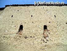 [P25] Ferestele din ziduri, pe unde erau aruncate 'surprizele' pentru invadatorii turci » foto by pepsi70ro
 - 
<span class="allrVoted glyphicon glyphicon-heart hidden" id="av314227"></span>
<a class="m-l-10 hidden" id="sv314227" onclick="voting_Foto_DelVot(,314227,4703)" role="button">șterge vot <span class="glyphicon glyphicon-remove"></span></a>
<a id="v9314227" class=" c-red"  onclick="voting_Foto_SetVot(314227)" role="button"><span class="glyphicon glyphicon-heart-empty"></span> <b>LIKE</b> = Votează poza</a> <img class="hidden"  id="f314227W9" src="/imagini/loader.gif" border="0" /><span class="AjErrMes hidden" id="e314227ErM"></span>