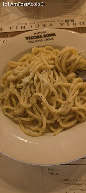 [P01] 
Caccio e pepe » foto by alex1987sb
 - 
<span class="allrVoted glyphicon glyphicon-heart hidden" id="av1521223"></span>
<a class="m-l-10 hidden" id="sv1521223" onclick="voting_Foto_DelVot(,1521223,4732)" role="button">șterge vot <span class="glyphicon glyphicon-remove"></span></a>
<a id="v91521223" class=" c-red"  onclick="voting_Foto_SetVot(1521223)" role="button"><span class="glyphicon glyphicon-heart-empty"></span> <b>LIKE</b> = Votează poza</a> <img class="hidden"  id="f1521223W9" src="/imagini/loader.gif" border="0" /><span class="AjErrMes hidden" id="e1521223ErM"></span>