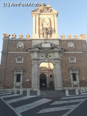 [P01] Porta Pia » foto by adso
 - 
<span class="allrVoted glyphicon glyphicon-heart hidden" id="av1501683"></span>
<a class="m-l-10 hidden" id="sv1501683" onclick="voting_Foto_DelVot(,1501683,4732)" role="button">șterge vot <span class="glyphicon glyphicon-remove"></span></a>
<a id="v91501683" class=" c-red"  onclick="voting_Foto_SetVot(1501683)" role="button"><span class="glyphicon glyphicon-heart-empty"></span> <b>LIKE</b> = Votează poza</a> <img class="hidden"  id="f1501683W9" src="/imagini/loader.gif" border="0" /><span class="AjErrMes hidden" id="e1501683ErM"></span>