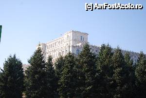 [P06] București, Rin Grand Hotel, evadare la Palatul Parlamentului » foto by unq
 - 
<span class="allrVoted glyphicon glyphicon-heart hidden" id="av473212"></span>
<a class="m-l-10 hidden" id="sv473212" onclick="voting_Foto_DelVot(,473212,4737)" role="button">șterge vot <span class="glyphicon glyphicon-remove"></span></a>
<a id="v9473212" class=" c-red"  onclick="voting_Foto_SetVot(473212)" role="button"><span class="glyphicon glyphicon-heart-empty"></span> <b>LIKE</b> = Votează poza</a> <img class="hidden"  id="f473212W9" src="/imagini/loader.gif" border="0" /><span class="AjErrMes hidden" id="e473212ErM"></span>