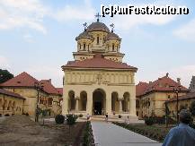 [P01] Catedrala Reintregirii Neamului - Alba Iulia » foto by mirelutza
 - 
<span class="allrVoted glyphicon glyphicon-heart hidden" id="av44331"></span>
<a class="m-l-10 hidden" id="sv44331" onclick="voting_Foto_DelVot(,44331,4738)" role="button">șterge vot <span class="glyphicon glyphicon-remove"></span></a>
<a id="v944331" class=" c-red"  onclick="voting_Foto_SetVot(44331)" role="button"><span class="glyphicon glyphicon-heart-empty"></span> <b>LIKE</b> = Votează poza</a> <img class="hidden"  id="f44331W9" src="/imagini/loader.gif" border="0" /><span class="AjErrMes hidden" id="e44331ErM"></span>