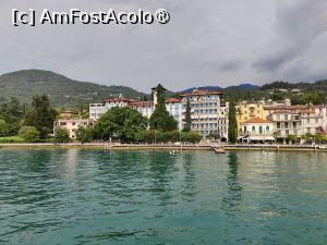 [P18] Navigând pe lacul Garda » foto by crismis
 - 
<span class="allrVoted glyphicon glyphicon-heart hidden" id="av1514907"></span>
<a class="m-l-10 hidden" id="sv1514907" onclick="voting_Foto_DelVot(,1514907,4749)" role="button">șterge vot <span class="glyphicon glyphicon-remove"></span></a>
<a id="v91514907" class=" c-red"  onclick="voting_Foto_SetVot(1514907)" role="button"><span class="glyphicon glyphicon-heart-empty"></span> <b>LIKE</b> = Votează poza</a> <img class="hidden"  id="f1514907W9" src="/imagini/loader.gif" border="0" /><span class="AjErrMes hidden" id="e1514907ErM"></span>