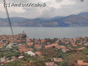 [P46] Malcesine văzut din telegondolă » foto by crismis
 - 
<span class="allrVoted glyphicon glyphicon-heart hidden" id="av1514935"></span>
<a class="m-l-10 hidden" id="sv1514935" onclick="voting_Foto_DelVot(,1514935,4749)" role="button">șterge vot <span class="glyphicon glyphicon-remove"></span></a>
<a id="v91514935" class=" c-red"  onclick="voting_Foto_SetVot(1514935)" role="button"><span class="glyphicon glyphicon-heart-empty"></span> <b>LIKE</b> = Votează poza</a> <img class="hidden"  id="f1514935W9" src="/imagini/loader.gif" border="0" /><span class="AjErrMes hidden" id="e1514935ErM"></span>