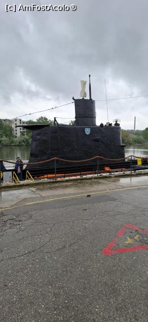 [P11] Beloslav - Submarinul 'Slava' vazut din exterior. » foto by iulianic
 - 
<span class="allrVoted glyphicon glyphicon-heart hidden" id="av1539483"></span>
<a class="m-l-10 hidden" id="sv1539483" onclick="voting_Foto_DelVot(,1539483,4765)" role="button">șterge vot <span class="glyphicon glyphicon-remove"></span></a>
<a id="v91539483" class=" c-red"  onclick="voting_Foto_SetVot(1539483)" role="button"><span class="glyphicon glyphicon-heart-empty"></span> <b>LIKE</b> = Votează poza</a> <img class="hidden"  id="f1539483W9" src="/imagini/loader.gif" border="0" /><span class="AjErrMes hidden" id="e1539483ErM"></span>