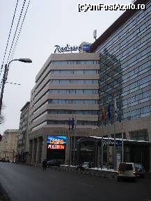 [P01] Hotel Radisson Blu Bucuresti central pe calea Victoriei » foto by ionescunic
 - 
<span class="allrVoted glyphicon glyphicon-heart hidden" id="av45375"></span>
<a class="m-l-10 hidden" id="sv45375" onclick="voting_Foto_DelVot(,45375,4790)" role="button">șterge vot <span class="glyphicon glyphicon-remove"></span></a>
<a id="v945375" class=" c-red"  onclick="voting_Foto_SetVot(45375)" role="button"><span class="glyphicon glyphicon-heart-empty"></span> <b>LIKE</b> = Votează poza</a> <img class="hidden"  id="f45375W9" src="/imagini/loader.gif" border="0" /><span class="AjErrMes hidden" id="e45375ErM"></span>