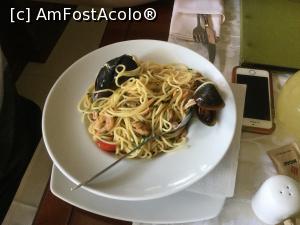 [P11] Restaurant Dragului - Si apar si bunaciunile - spaghete cu fructe de mare » foto by mishu
 - 
<span class="allrVoted glyphicon glyphicon-heart hidden" id="av913440"></span>
<a class="m-l-10 hidden" id="sv913440" onclick="voting_Foto_DelVot(,913440,4795)" role="button">șterge vot <span class="glyphicon glyphicon-remove"></span></a>
<a id="v9913440" class=" c-red"  onclick="voting_Foto_SetVot(913440)" role="button"><span class="glyphicon glyphicon-heart-empty"></span> <b>LIKE</b> = Votează poza</a> <img class="hidden"  id="f913440W9" src="/imagini/loader.gif" border="0" /><span class="AjErrMes hidden" id="e913440ErM"></span>