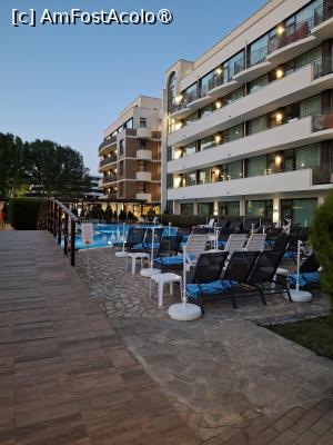 [P02] Hotel Lion, o parte din piscină » foto by Flaviu
 - 
<span class="allrVoted glyphicon glyphicon-heart hidden" id="av1493273"></span>
<a class="m-l-10 hidden" id="sv1493273" onclick="voting_Foto_DelVot(,1493273,4850)" role="button">șterge vot <span class="glyphicon glyphicon-remove"></span></a>
<a id="v91493273" class=" c-red"  onclick="voting_Foto_SetVot(1493273)" role="button"><span class="glyphicon glyphicon-heart-empty"></span> <b>LIKE</b> = Votează poza</a> <img class="hidden"  id="f1493273W9" src="/imagini/loader.gif" border="0" /><span class="AjErrMes hidden" id="e1493273ErM"></span>