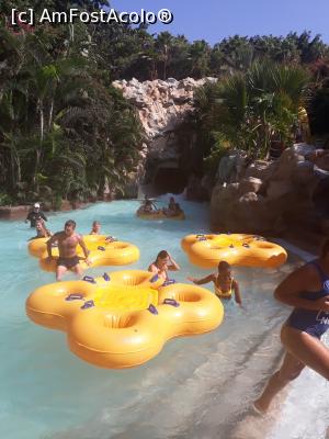 [P16] Siam Park » foto by CRIS62
 - 
<span class="allrVoted glyphicon glyphicon-heart hidden" id="av1108057"></span>
<a class="m-l-10 hidden" id="sv1108057" onclick="voting_Foto_DelVot(,1108057,4873)" role="button">șterge vot <span class="glyphicon glyphicon-remove"></span></a>
<a id="v91108057" class=" c-red"  onclick="voting_Foto_SetVot(1108057)" role="button"><span class="glyphicon glyphicon-heart-empty"></span> <b>LIKE</b> = Votează poza</a> <img class="hidden"  id="f1108057W9" src="/imagini/loader.gif" border="0" /><span class="AjErrMes hidden" id="e1108057ErM"></span>