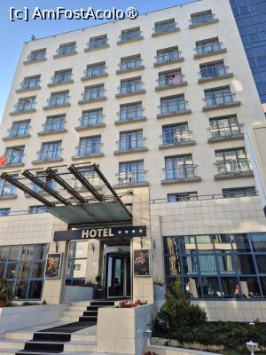 [P01] Hotel Continental Forum - intrarea din Negru Vodă » foto by ANILU
 - 
<span class="allrVoted glyphicon glyphicon-heart hidden" id="av1495606"></span>
<a class="m-l-10 hidden" id="sv1495606" onclick="voting_Foto_DelVot(,1495606,4877)" role="button">șterge vot <span class="glyphicon glyphicon-remove"></span></a>
<a id="v91495606" class=" c-red"  onclick="voting_Foto_SetVot(1495606)" role="button"><span class="glyphicon glyphicon-heart-empty"></span> <b>LIKE</b> = Votează poza</a> <img class="hidden"  id="f1495606W9" src="/imagini/loader.gif" border="0" /><span class="AjErrMes hidden" id="e1495606ErM"></span>