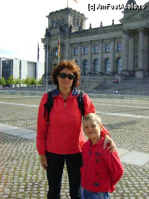 [P14] Parlamentul- Reichstag » foto by sxm
 - 
<span class="allrVoted glyphicon glyphicon-heart hidden" id="av357362"></span>
<a class="m-l-10 hidden" id="sv357362" onclick="voting_Foto_DelVot(,357362,4900)" role="button">șterge vot <span class="glyphicon glyphicon-remove"></span></a>
<a id="v9357362" class=" c-red"  onclick="voting_Foto_SetVot(357362)" role="button"><span class="glyphicon glyphicon-heart-empty"></span> <b>LIKE</b> = Votează poza</a> <img class="hidden"  id="f357362W9" src="/imagini/loader.gif" border="0" /><span class="AjErrMes hidden" id="e357362ErM"></span>