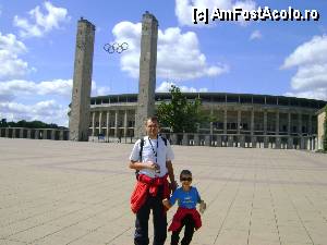 [P16] Olympiastadion » foto by sxm
 - 
<span class="allrVoted glyphicon glyphicon-heart hidden" id="av357364"></span>
<a class="m-l-10 hidden" id="sv357364" onclick="voting_Foto_DelVot(,357364,4900)" role="button">șterge vot <span class="glyphicon glyphicon-remove"></span></a>
<a id="v9357364" class=" c-red"  onclick="voting_Foto_SetVot(357364)" role="button"><span class="glyphicon glyphicon-heart-empty"></span> <b>LIKE</b> = Votează poza</a> <img class="hidden"  id="f357364W9" src="/imagini/loader.gif" border="0" /><span class="AjErrMes hidden" id="e357364ErM"></span>