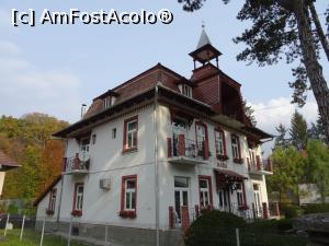 [P04] Construcții în stațiunea Sovata.  » foto by tata123 🔱
 - 
<span class="allrVoted glyphicon glyphicon-heart hidden" id="av1033830"></span>
<a class="m-l-10 hidden" id="sv1033830" onclick="voting_Foto_DelVot(,1033830,4909)" role="button">șterge vot <span class="glyphicon glyphicon-remove"></span></a>
<a id="v91033830" class=" c-red"  onclick="voting_Foto_SetVot(1033830)" role="button"><span class="glyphicon glyphicon-heart-empty"></span> <b>LIKE</b> = Votează poza</a> <img class="hidden"  id="f1033830W9" src="/imagini/loader.gif" border="0" /><span class="AjErrMes hidden" id="e1033830ErM"></span>