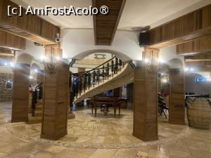 [P19] Hotel Sulina, Mamaia. La Crama Murfatlar. » foto by Floria
 - 
<span class="allrVoted glyphicon glyphicon-heart hidden" id="av1527523"></span>
<a class="m-l-10 hidden" id="sv1527523" onclick="voting_Foto_DelVot(,1527523,4946)" role="button">șterge vot <span class="glyphicon glyphicon-remove"></span></a>
<a id="v91527523" class=" c-red"  onclick="voting_Foto_SetVot(1527523)" role="button"><span class="glyphicon glyphicon-heart-empty"></span> <b>LIKE</b> = Votează poza</a> <img class="hidden"  id="f1527523W9" src="/imagini/loader.gif" border="0" /><span class="AjErrMes hidden" id="e1527523ErM"></span>