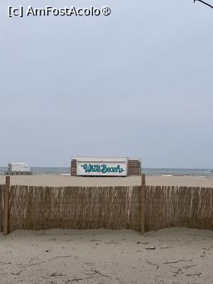 [P07] Hotel Sulina, Mamaia. Plaja din Mamaia într-o zi friguroasă de martie. » foto by Floria
 - 
<span class="allrVoted glyphicon glyphicon-heart hidden" id="av1527511"></span>
<a class="m-l-10 hidden" id="sv1527511" onclick="voting_Foto_DelVot(,1527511,4946)" role="button">șterge vot <span class="glyphicon glyphicon-remove"></span></a>
<a id="v91527511" class=" c-red"  onclick="voting_Foto_SetVot(1527511)" role="button"><span class="glyphicon glyphicon-heart-empty"></span> <b>LIKE</b> = Votează poza</a> <img class="hidden"  id="f1527511W9" src="/imagini/loader.gif" border="0" /><span class="AjErrMes hidden" id="e1527511ErM"></span>