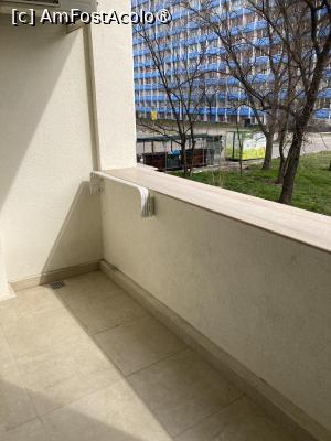 [P10] Balcon mare » foto by aurora56
 - 
<span class="allrVoted glyphicon glyphicon-heart hidden" id="av1522059"></span>
<a class="m-l-10 hidden" id="sv1522059" onclick="voting_Foto_DelVot(,1522059,4946)" role="button">șterge vot <span class="glyphicon glyphicon-remove"></span></a>
<a id="v91522059" class=" c-red"  onclick="voting_Foto_SetVot(1522059)" role="button"><span class="glyphicon glyphicon-heart-empty"></span> <b>LIKE</b> = Votează poza</a> <img class="hidden"  id="f1522059W9" src="/imagini/loader.gif" border="0" /><span class="AjErrMes hidden" id="e1522059ErM"></span>