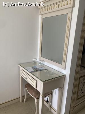 [P05] Zona de machiaj » foto by aurora56
 - 
<span class="allrVoted glyphicon glyphicon-heart hidden" id="av1522054"></span>
<a class="m-l-10 hidden" id="sv1522054" onclick="voting_Foto_DelVot(,1522054,4946)" role="button">șterge vot <span class="glyphicon glyphicon-remove"></span></a>
<a id="v91522054" class=" c-red"  onclick="voting_Foto_SetVot(1522054)" role="button"><span class="glyphicon glyphicon-heart-empty"></span> <b>LIKE</b> = Votează poza</a> <img class="hidden"  id="f1522054W9" src="/imagini/loader.gif" border="0" /><span class="AjErrMes hidden" id="e1522054ErM"></span>