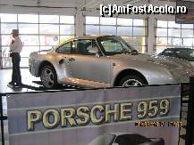 [P04] Porsche 959 evident » foto by drumet
 - 
<span class="allrVoted glyphicon glyphicon-heart hidden" id="av487982"></span>
<a class="m-l-10 hidden" id="sv487982" onclick="voting_Foto_DelVot(,487982,5053)" role="button">șterge vot <span class="glyphicon glyphicon-remove"></span></a>
<a id="v9487982" class=" c-red"  onclick="voting_Foto_SetVot(487982)" role="button"><span class="glyphicon glyphicon-heart-empty"></span> <b>LIKE</b> = Votează poza</a> <img class="hidden"  id="f487982W9" src="/imagini/loader.gif" border="0" /><span class="AjErrMes hidden" id="e487982ErM"></span>